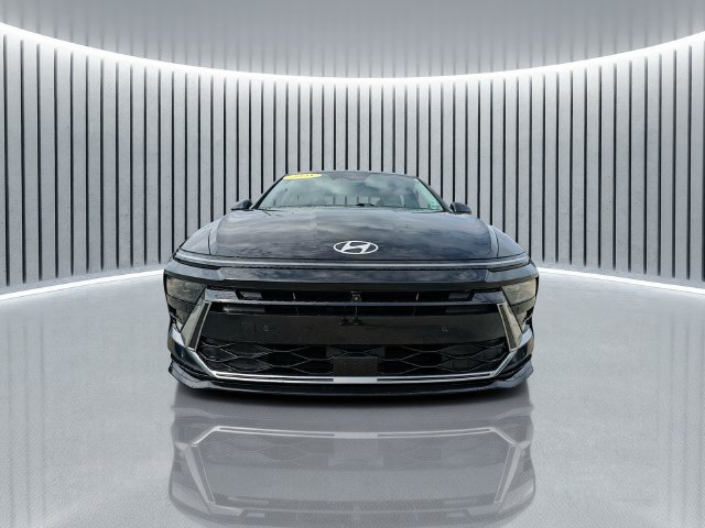 Used 2025 Hyundai Sonata Limited FWD image 9
