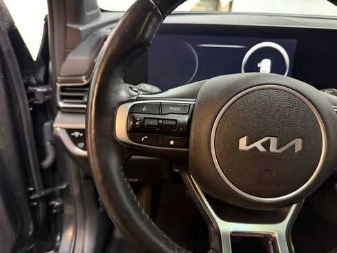 Used 2023 Kia Sportage SX image 26