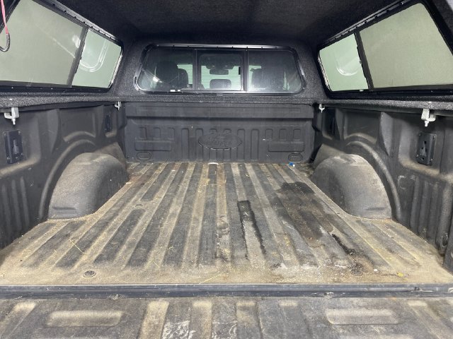 Used 2016 Ford F150 Lariat w/ Equipment Group 502A Luxury AWD/4WD image 10