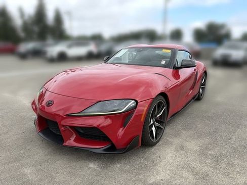 Used 2020 Toyota Supra Premium w/ Driver Assist Package RWD image 4