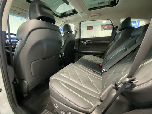Used 2025 Genesis GV80 3.5T Prestige AWD/4WD image 15