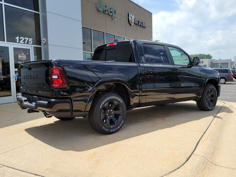 New 2026 RAM 1500 Big Horn AWD/4WD image 4