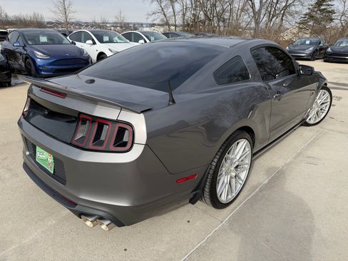Used 2013 Ford Mustang GT Premium w/ Comfort Pkg image 5