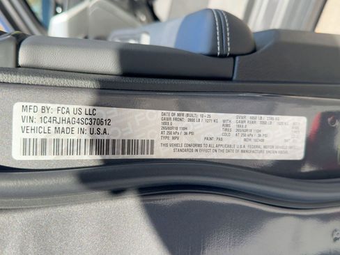 New 2025 Jeep Grand Cherokee Laredo X image 21