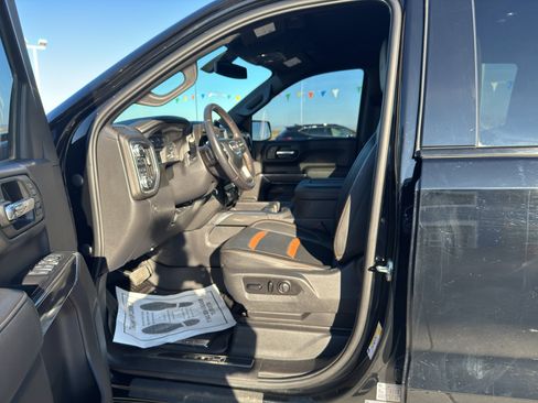Used 2021 GMC Sierra 1500 AT4 image 11