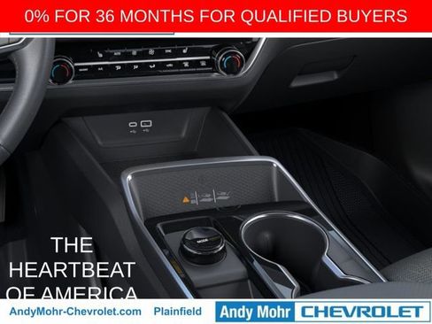 New 2027 Chevrolet Equinox LT w/ Convenience Package II FWD image 30