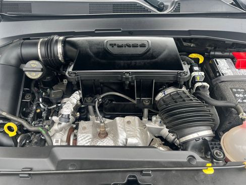 Used 2025 Jeep Compass Trailhawk image 27