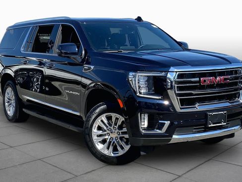 Used 2024 GMC Yukon XL SLT w/ SLT Luxury Package AWD/4WD image 3
