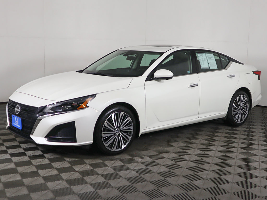 Used 2023 Nissan Altima 2.5 SL AWD/4WD image 9