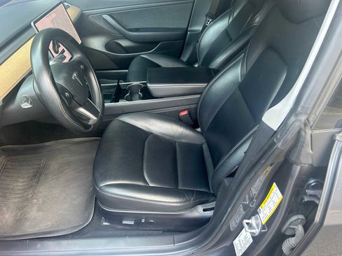 Used 2020 Tesla Model 3 Standard Range Plus image 14