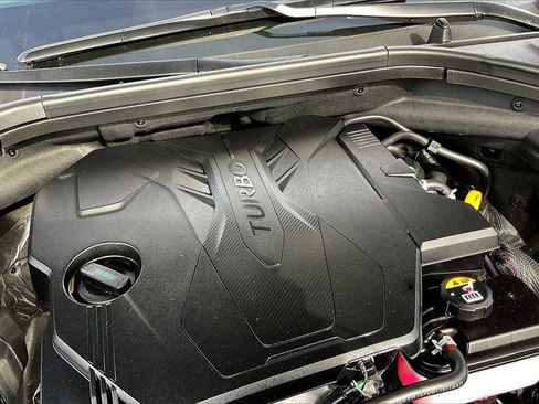 Used 2025 Genesis GV70 2.5T image 33