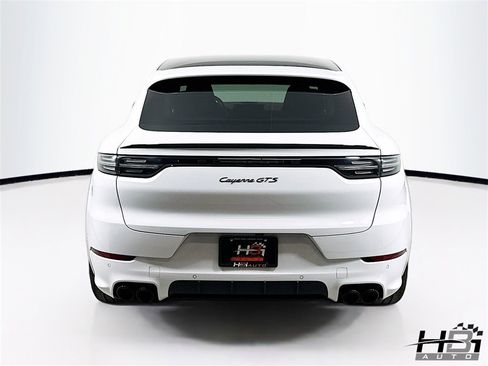 Used 2022 Porsche Cayenne GTS w/ Premium Package Plus image 7