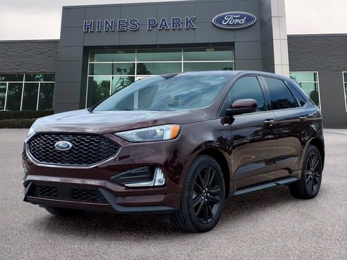 Certified 2024 Ford Edge ST-Line AWD/4WD image 3