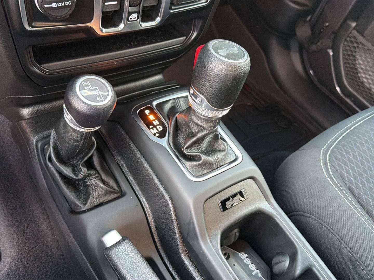 Used 2021 Jeep Wrangler Unlimited Sport AWD/4WD image 27