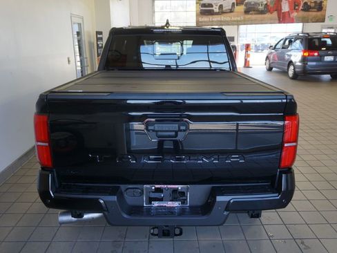 New 2026 Toyota Tacoma TRD Off-Road AWD/4WD image 18