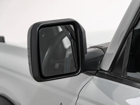 Used 2022 Ford Bronco Black Diamond image 38