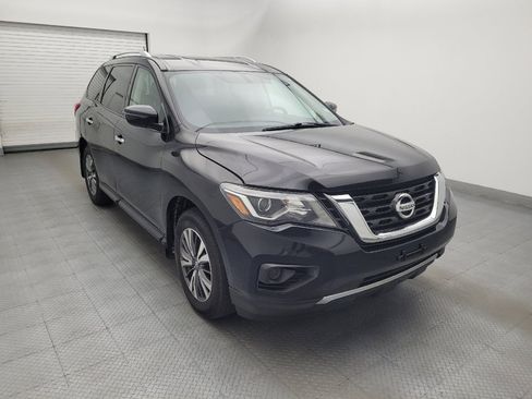 Used 2017 Nissan Pathfinder S AWD/4WD image 13