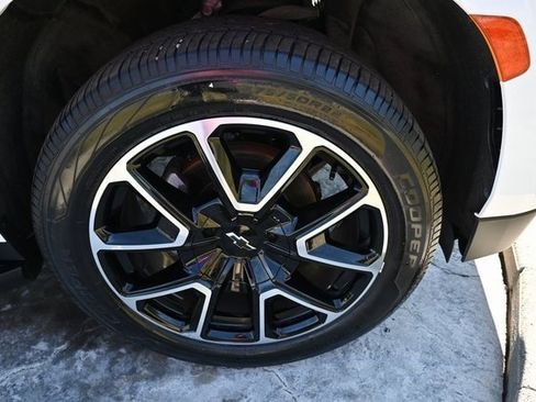 Used 2021 Chevrolet Tahoe RST image 11