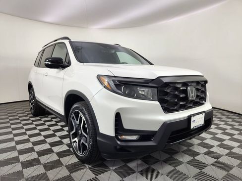 Used 2023 Honda Passport Elite image 7