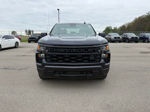 Used 2022 Chevrolet Silverado 1500 Custom w/ LPO, Dark Essentials Package AWD/4WD image 2
