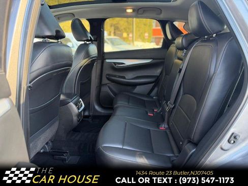 Used 2019 INFINITI QX50 Luxe w/ Navigation Package image 17
