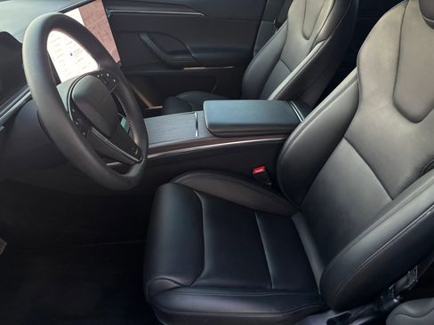 Used 2023 Tesla Model X AWD/4WD image 11