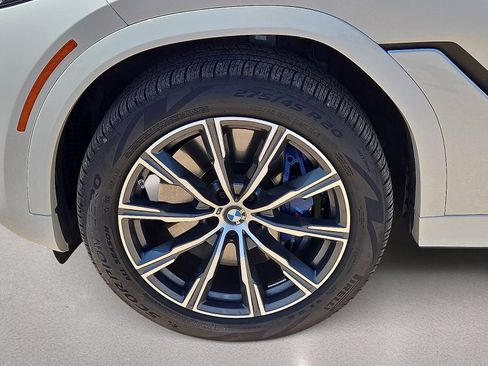 Used 2026 BMW X6 M60i AWD/4WD image 11