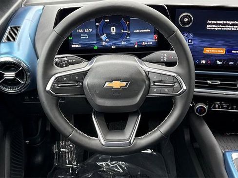 New 2026 Chevrolet Equinox EV LT image 14