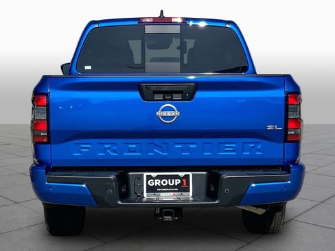 Used 2024 Nissan Frontier SL w/ Technology Package RWD image 5