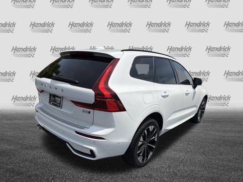 Used 2026 Volvo XC60 B5 Plus w/ Protection Package Premier AWD/4WD image 10