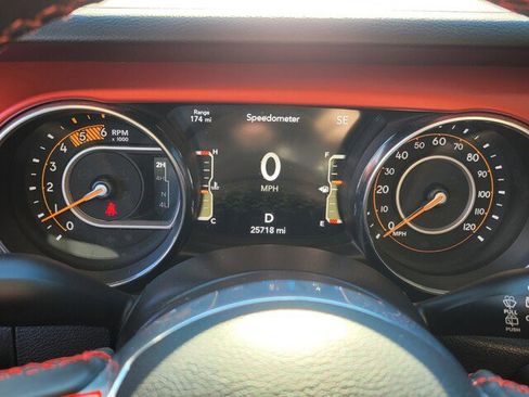 Used 2023 Jeep Wrangler Unlimited Rubicon w/ Cold Weather Group image 25