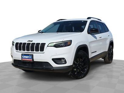 Used 2023 Jeep Cherokee Altitude Lux