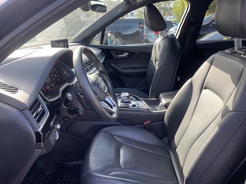 Used 2017 Audi Q7 3.0T Prestige w/ Prestige Package image 9