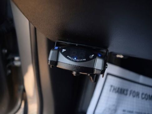 Used 2019 Chevrolet Traverse LT AWD/4WD image 8