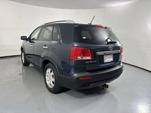 Used 2012 Kia Sorento LX w/ Third Row Pkg FWD image 29