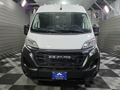 Used 2023 RAM ProMaster 2500 FWD image 3