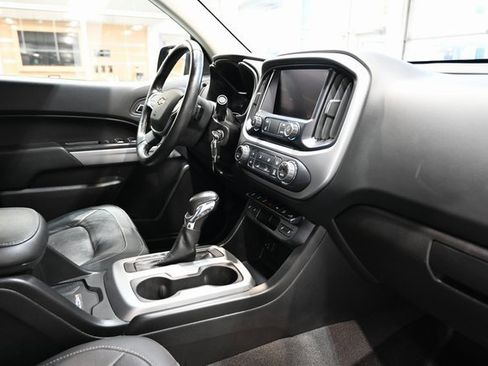 Used 2022 Chevrolet Colorado ZR2 image 14