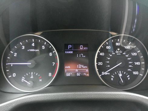 Used 2017 Hyundai Elantra SE image 20