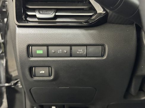 Used 2021 Nissan Sentra SR image 16