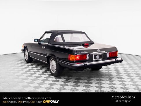 Used 1987 Mercedes-Benz 560 SL image 3
