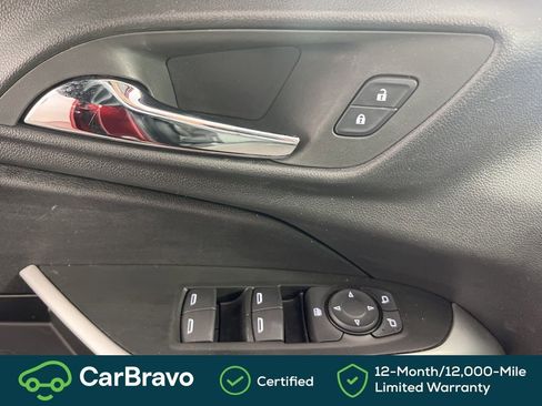 Certified 2025 Chevrolet Trax LS image 20