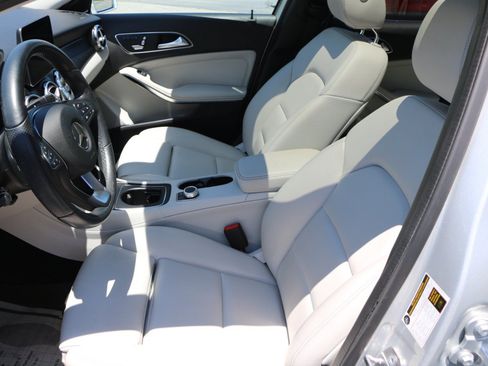 Used 2019 Mercedes-Benz GLA 250 image 29