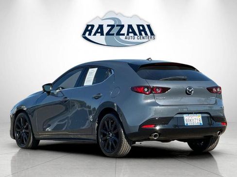 Used 2020 MAZDA MAZDA3 Hatchback w/ Premium Package FWD image 5
