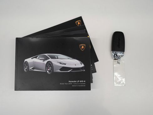 Used 2015 Lamborghini Huracan LP 610-4 AWD/4WD image 39