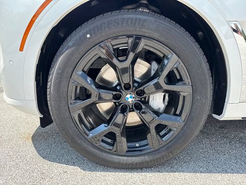 Used 2027 BMW X7 xDrive40i w/ Executive Package AWD/4WD image 10