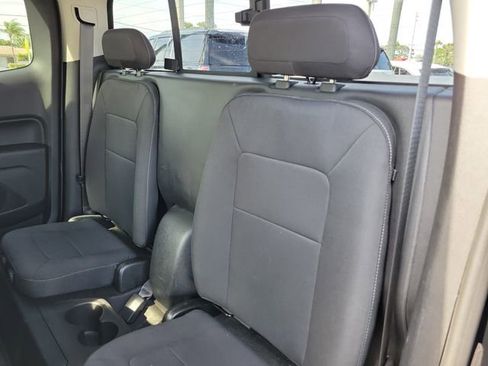 Used 2017 Chevrolet Colorado LT w/ LT Convenience Package AWD/4WD image 12