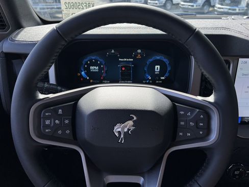 New 2025 Ford Bronco Outer Banks image 16