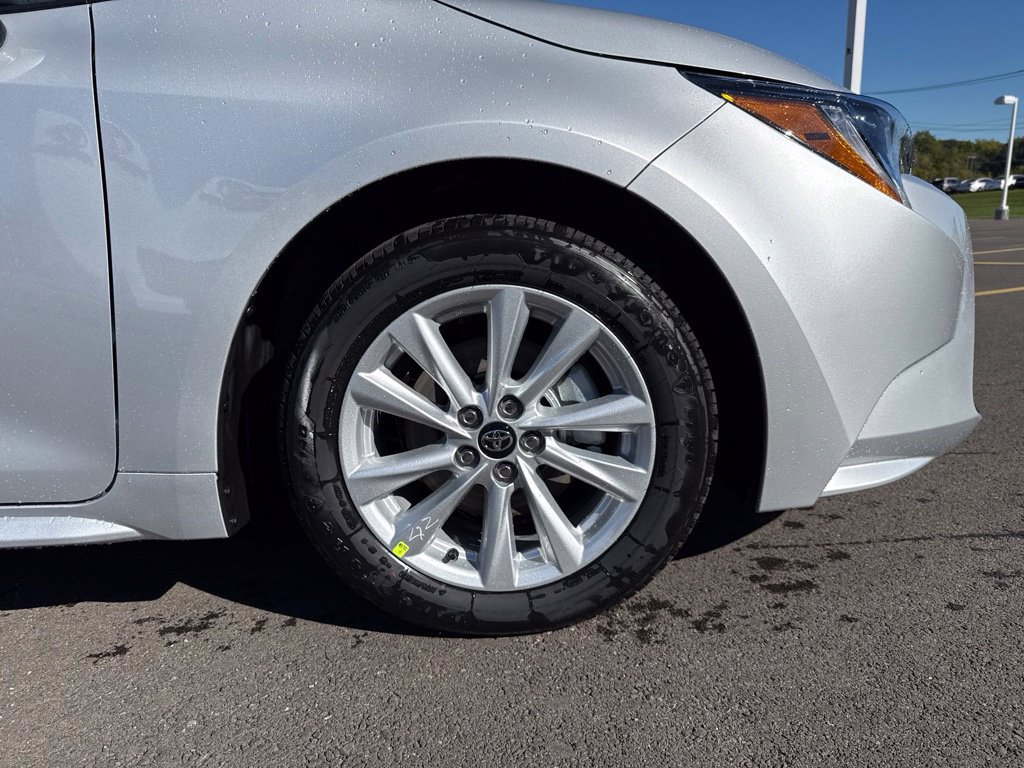 New 2027 Toyota Corolla LE w/ LE Premium Package FWD image 3