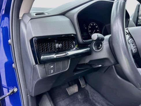 Used 2023 Honda CR-V EX-L image 11