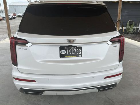Used 2021 Cadillac XT6 Premium Luxury FWD image 5